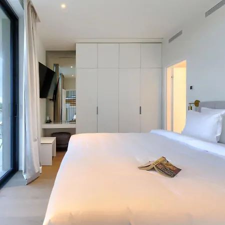 Vakantiehuis Semi-detached Crveni Vrh 1-2-3- By Interhome