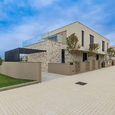 Semi-detached Crveni Vrh 1-2-3- By Interhome *