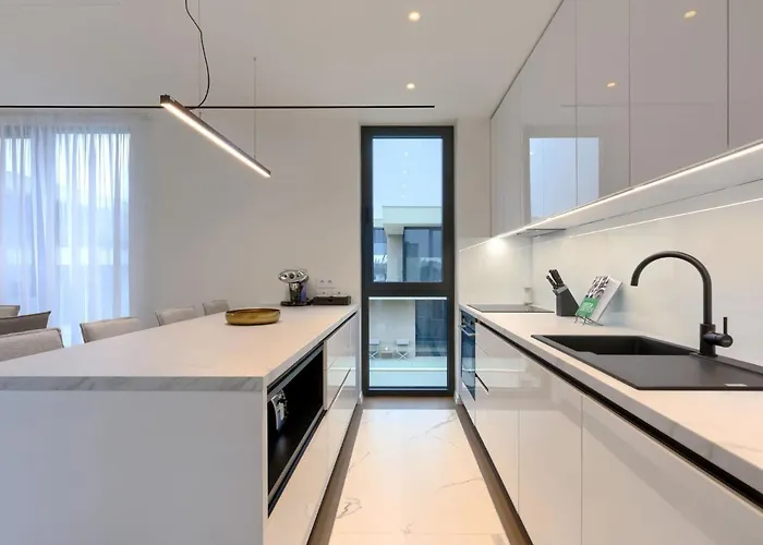 度假居 Semi-detached Crveni Vrh 1-2-3- By Interhome *